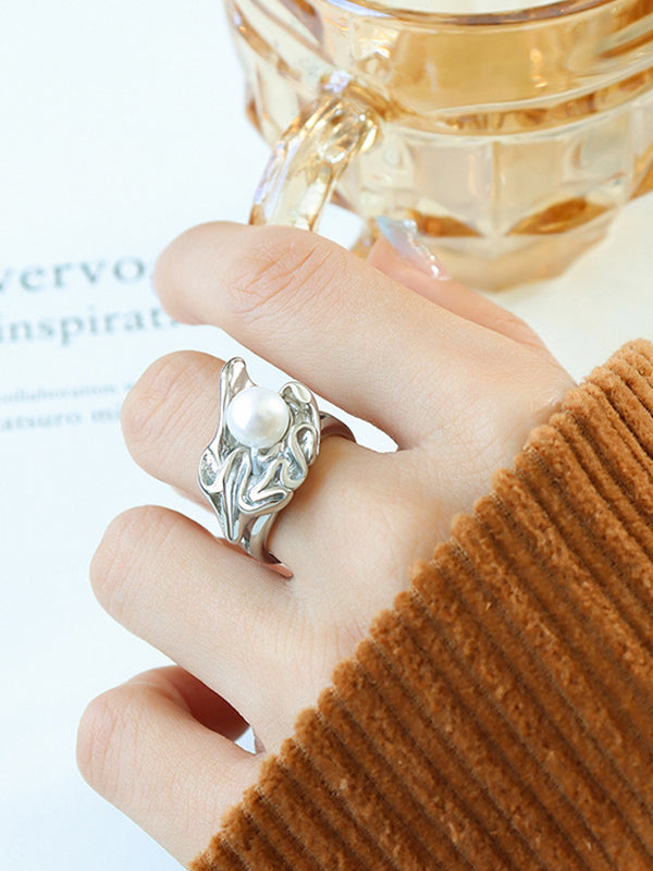 Bague plissée à coupe irrégulière