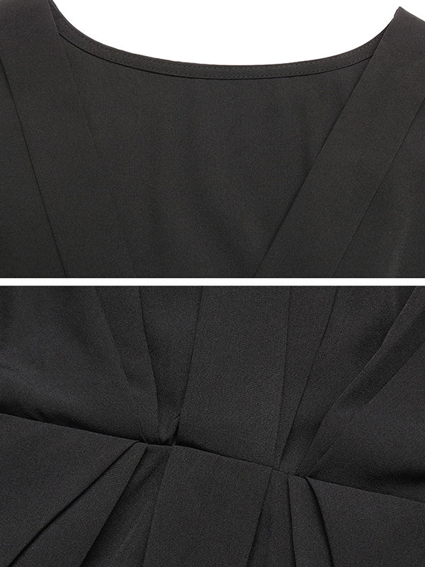 Robe courte ample plissée à manches raglan, à taille élastique, à empiècements, à col en V, couleur unie