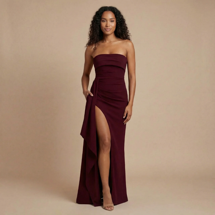 Amy - Robe maxi bodycon sans bretelles avec fente haute
