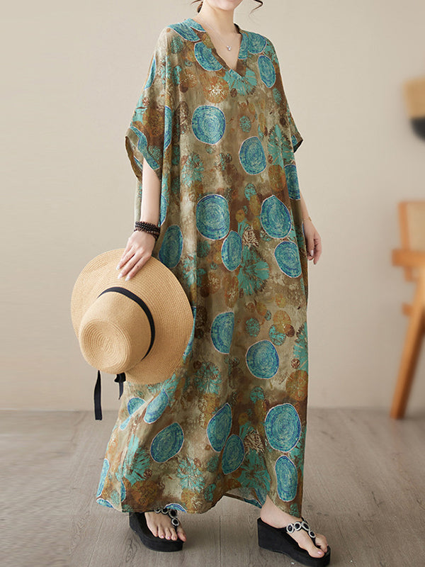 Robe longue ample imprimée à manches courtes, à col en V