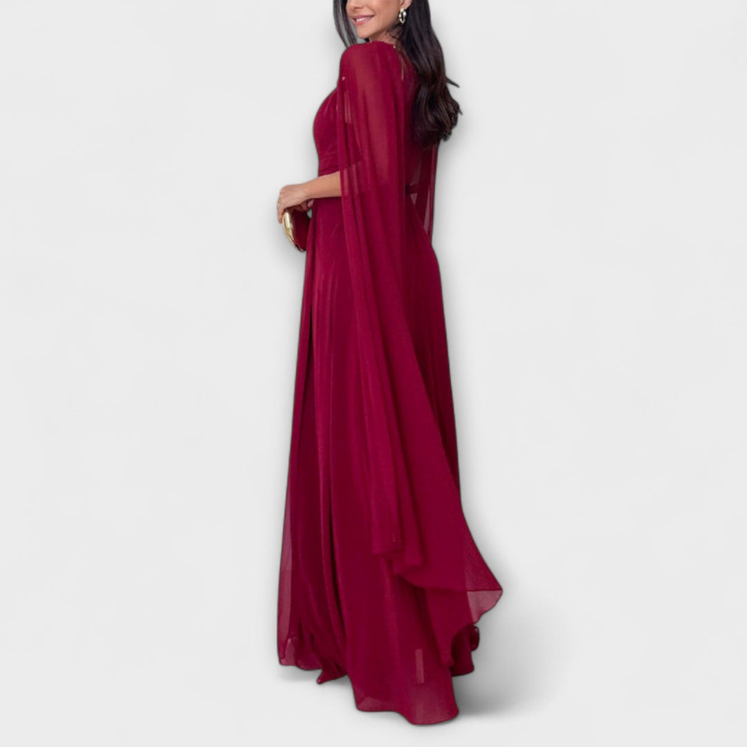Mabel - Robe maxi élégante avec manches cape et fente haute