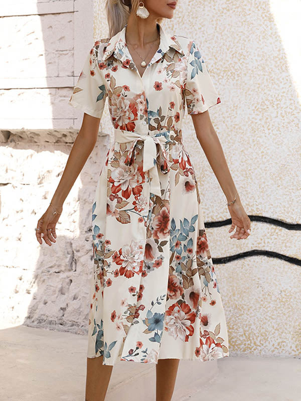 Robe mi-longue ample boutonnée coupe trapèze, à imprimé floral, à taille nouée, à col revers