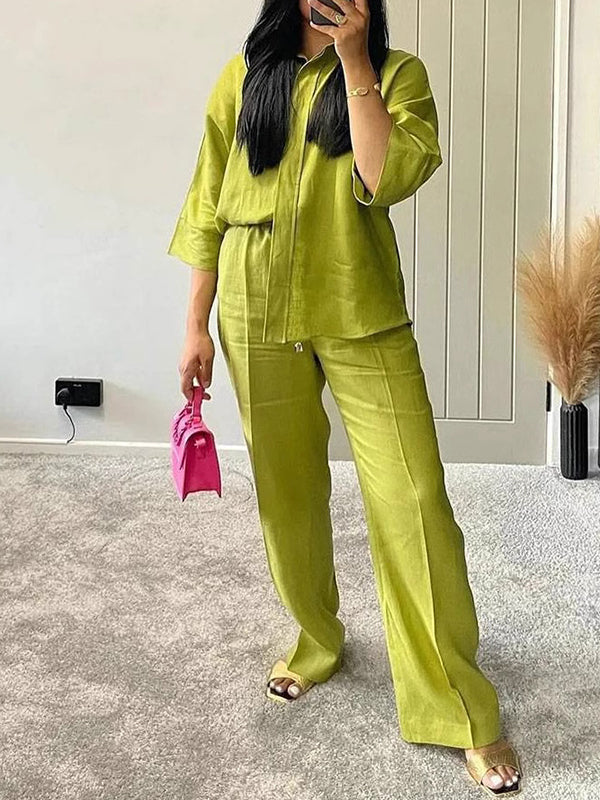 Ensemble deux pièces ample fendu sur le côté plissé à empiècements, à col revers, à taille élastique, couleur unie – chemisier + pantalon