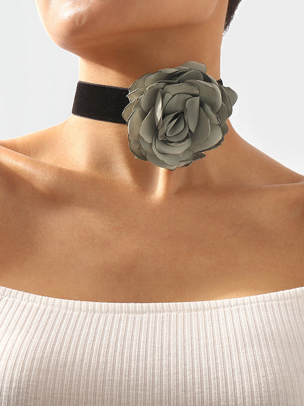 Collier en forme de fleur