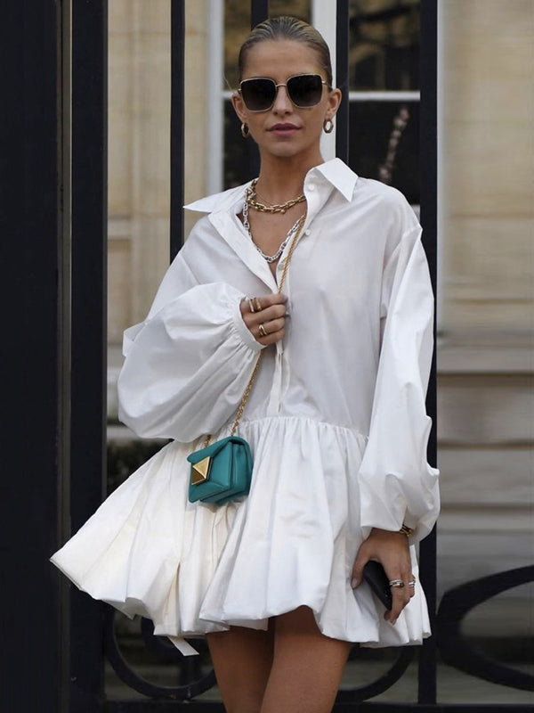 Robe chemise boutonnée à manches bouffantes, à empiècements, à col revers, couleur unie