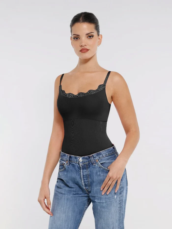 Body en dentelle avec contours