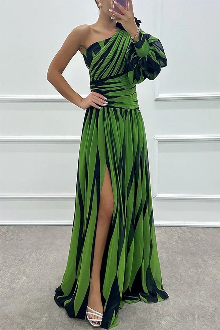 Vanessa | Robe maxi à épaule dénudée rayée