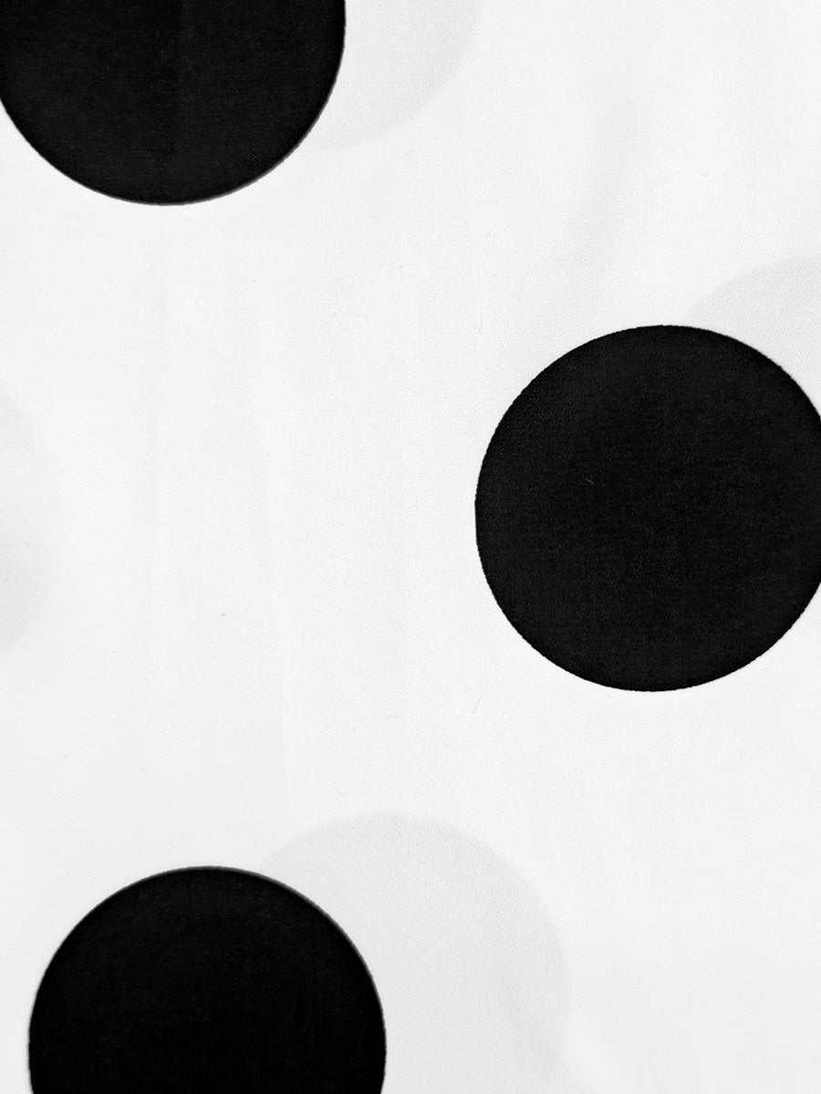 Chemisier ample boutonné imprimé à manches longues, à pois, à col revers