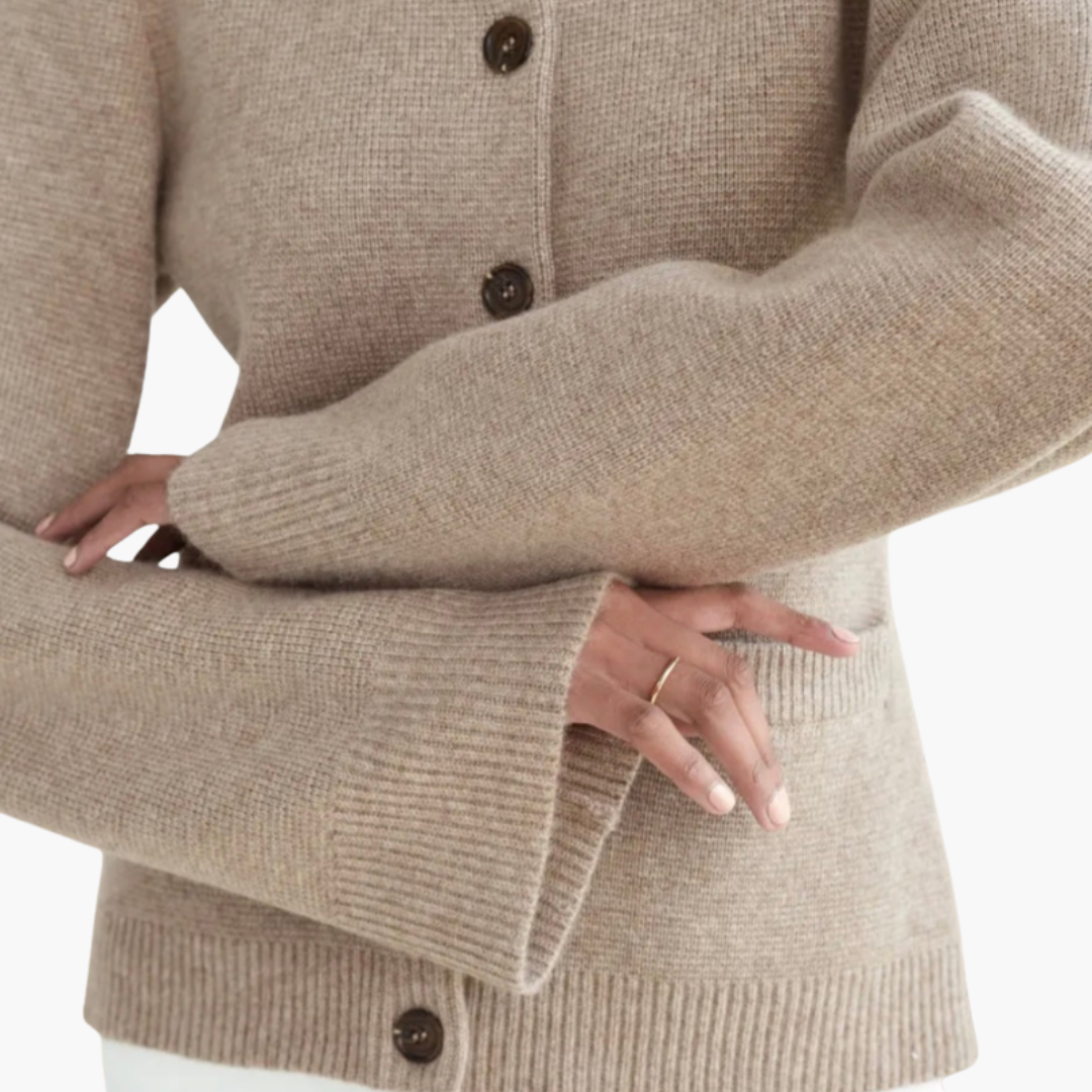 Gilet pour femmes avec boutons et col rond