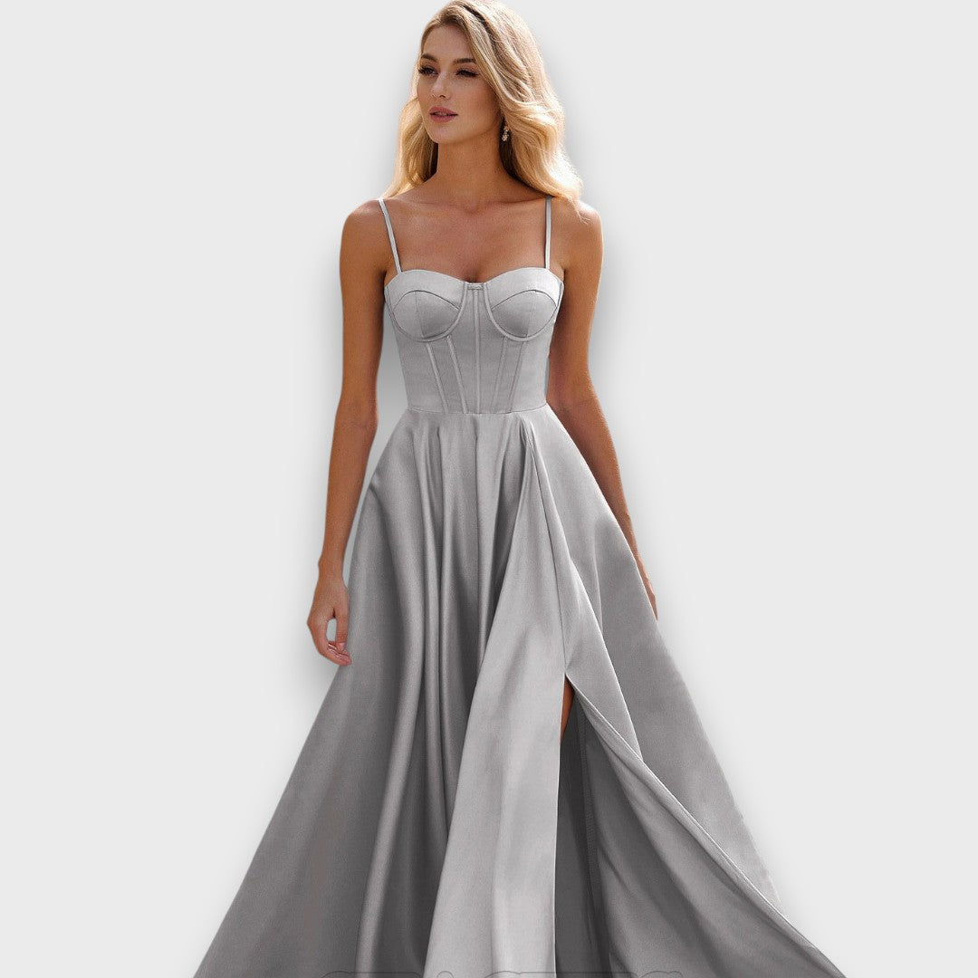 Victoria – Robe de soirée sans épaules avec lacets au dos
