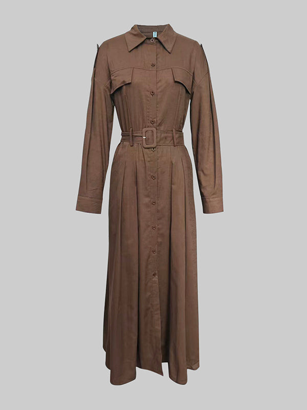 Robe chemise ample plissée à manches bouffantes, à empiècements, à col revers, couleur unie