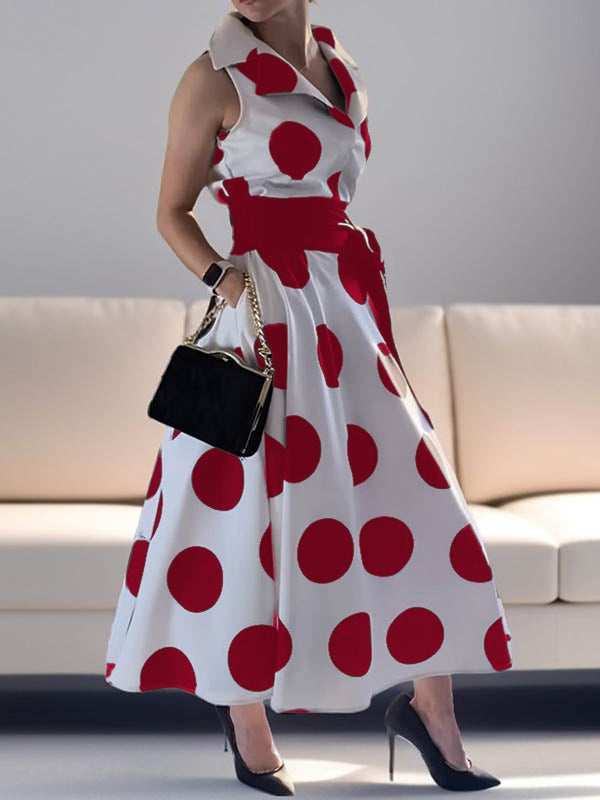 Robe chemise coupe trapèze, sans manches, à pois, à empiècements, à taille nouée, à col revers