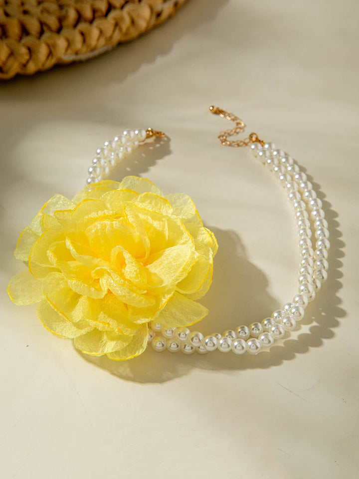 Collier en forme de fleur