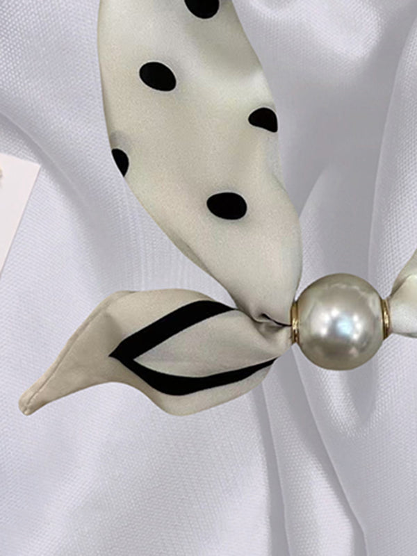 Écharpe à pois, à empiècements