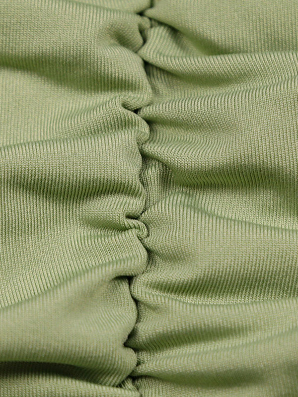 Robe courte moulante plissée à manches longues, à taille élastique, à épaules dénudées, couleur unie