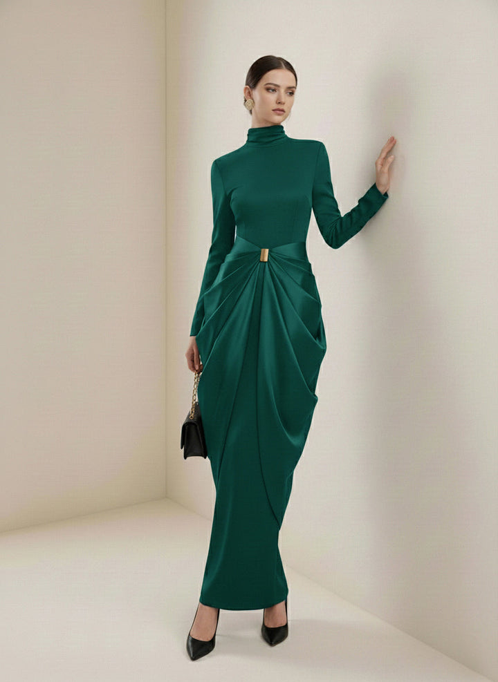 Robe de soirée longue drapée à manches longues, à boucle, à col haut