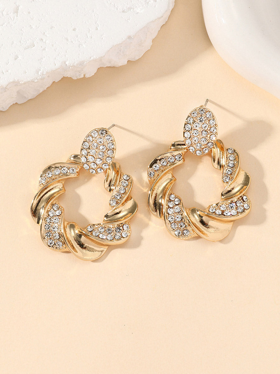 Boucles d'oreilles géométriques à strass