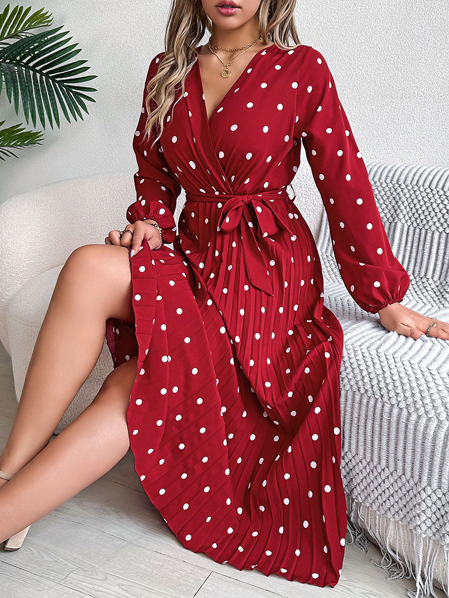 Robe chemise plissée taille haute, à manches longues, à pois, à taille nouée, à col en V