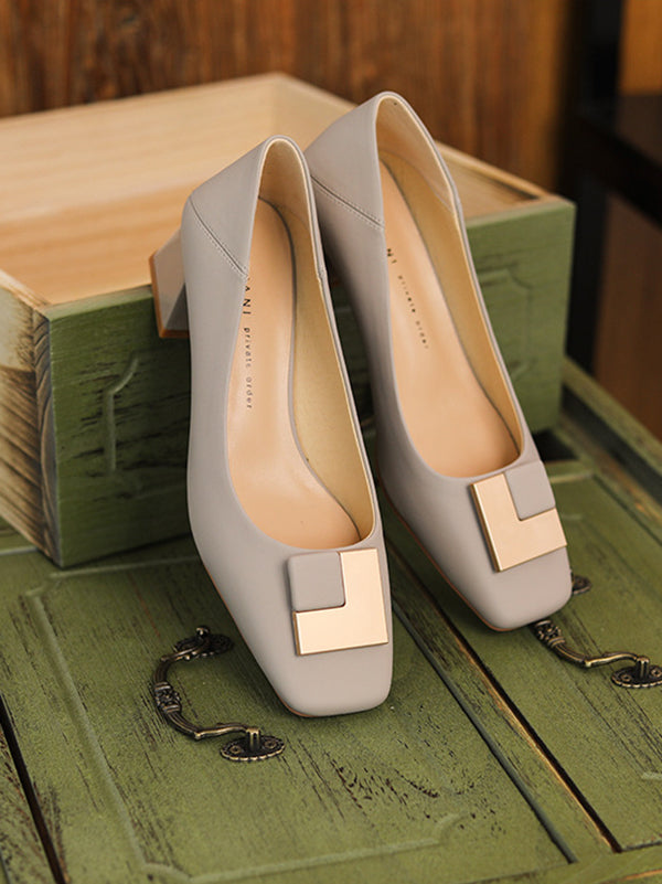 Chaussures élégantes à talons mi-hauts carrés avec boucle carrée