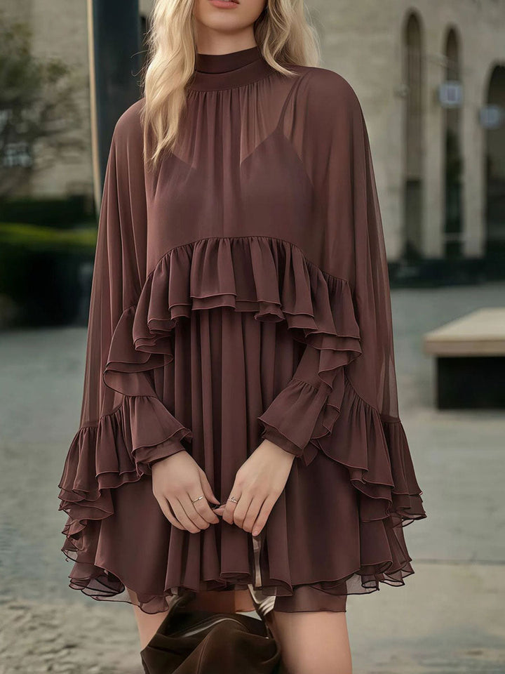 Robe courte ensemble deux pièces plissée volantée nouée taille haute, sans manches, à empiècements, à col cheminée, couleur unie