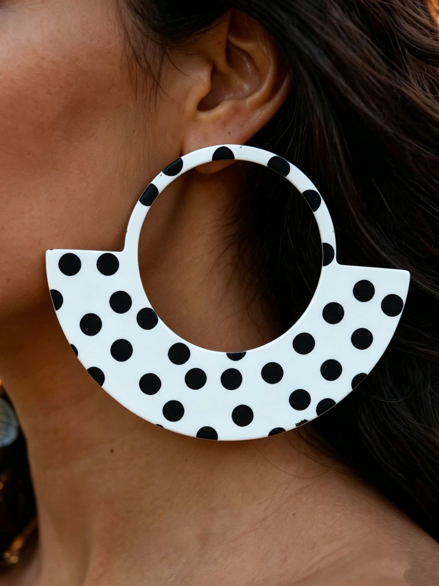 Boucles d'oreilles géométriques à pois
