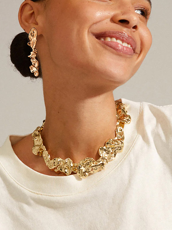 Collier géométrique délicat couleur unie