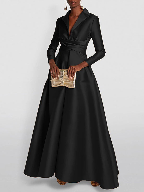 Robe longue plissée coupe trapèze, taille haute, à col en V, couleur unie