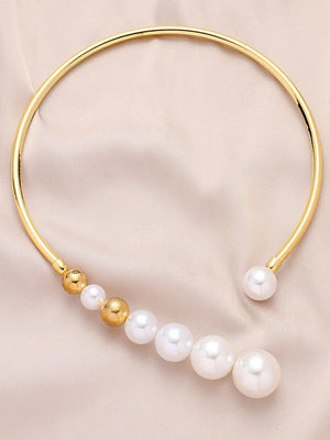 Collier asymétrique perlé géométrique délicat