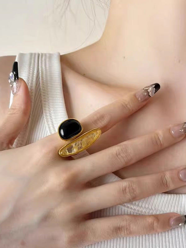 Bague géométrique brillante