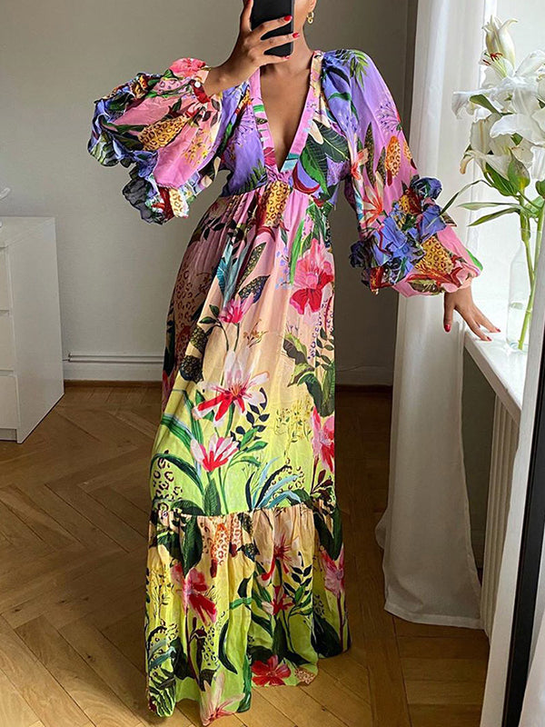 Robe longue plissée volantée à manches bouffantes, taille haute, à imprimé floral, à empiècements, à décolleté en V profond