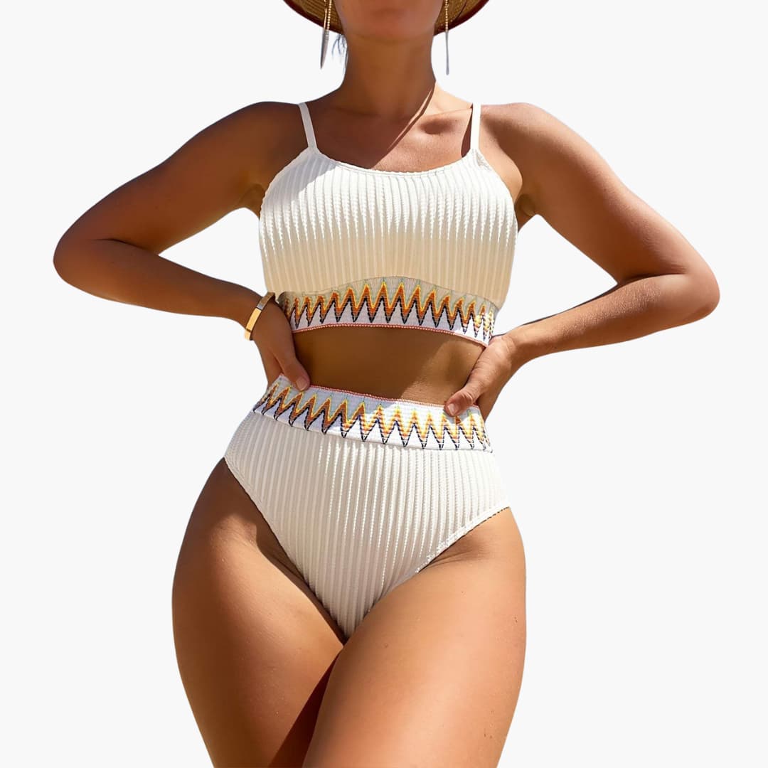 Ensemble bikini pour femmes avec haut côtelé et bas de bikini taille haute