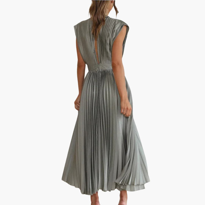 Robe midi élégante avec décolleté en V - Mode de soirée pour femmes Farfetch