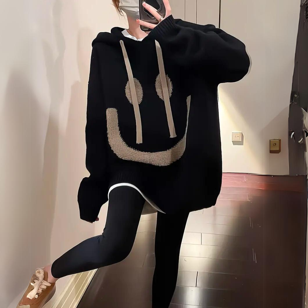 Pull à capuche pour femmes grande taille avec visage souriant | Tricot
