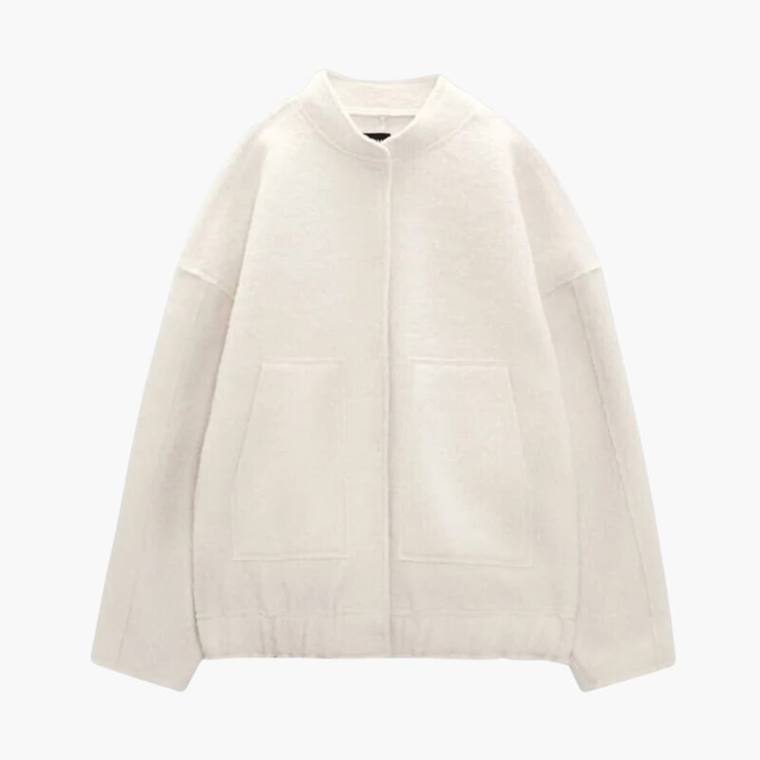 Veste oversized pour femmes avec design à l'avant ouvert et poches plaquées