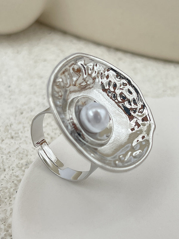 Bague géométrique plissée brillante