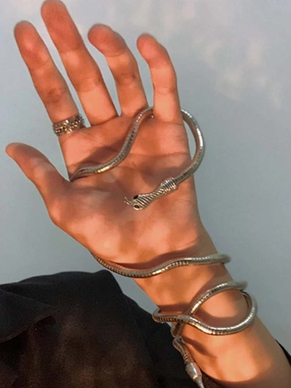 Collier tendance, en forme de serpent