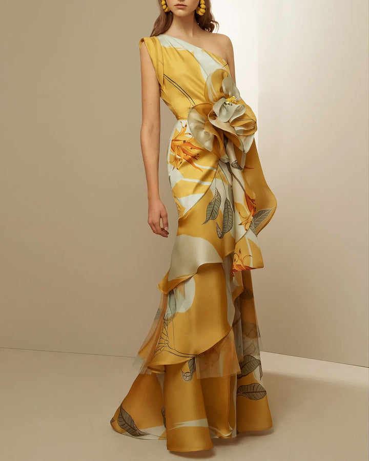 Fiorella - Robe maxi cocktail florale drapée à une épaule