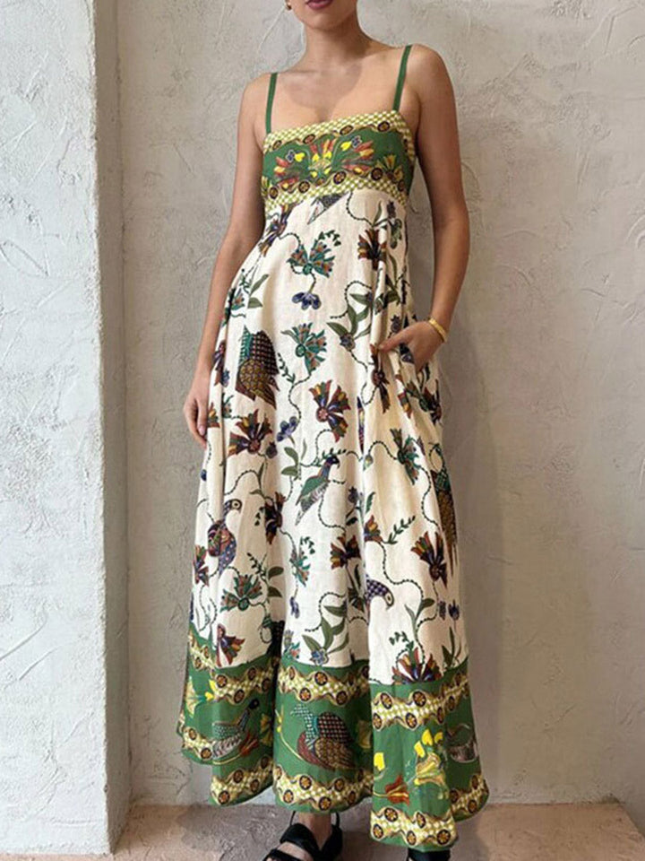 Robe mi-longue plissée imprimée coupe trapèze, taille haute, à empiècements, à fines bretelles, couleur contrastée