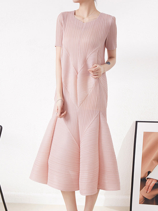 Robe mi-longue décontractée plissée à manches courtes, à col rond, couleur unie