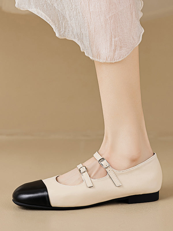 Chaussures plates à empiècements et bout rond avec boucle de ceinture Mary Janes