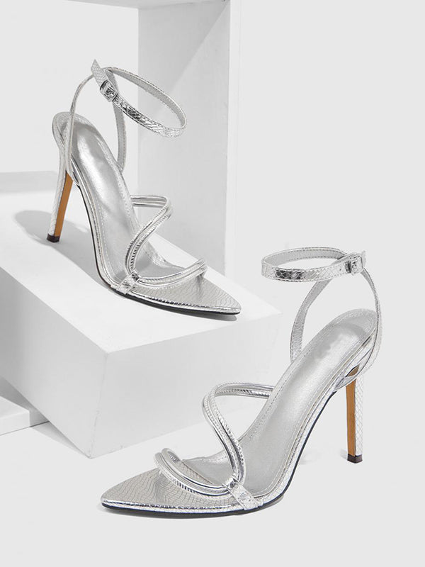 Sandales à talons ajourées à boucle de ceinture, à empiècements