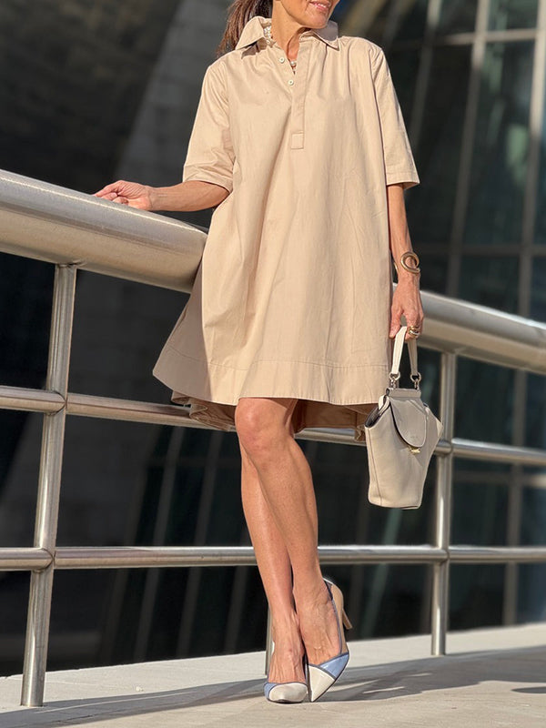 Robe chemise coupe trapèze, à manches courtes, à empiècements, à col revers, couleur unie