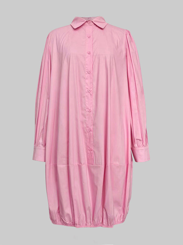 Robe mi-longue ample boutonnée plissée à manches longues, à poches, à col revers, couleur unie