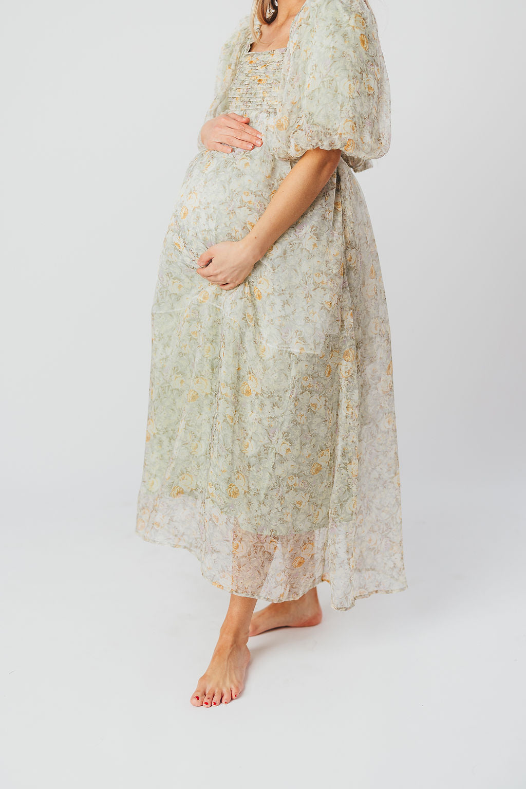 Robe maxi Melody avec plis et nœud floral en couleur sauge – résistant aux chocs et disponible en taille (S-3XL)