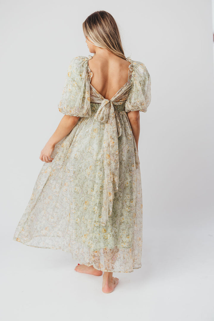 Robe maxi Melody avec plis et nœud floral en couleur sauge – résistant aux chocs et disponible en taille (S-3XL)