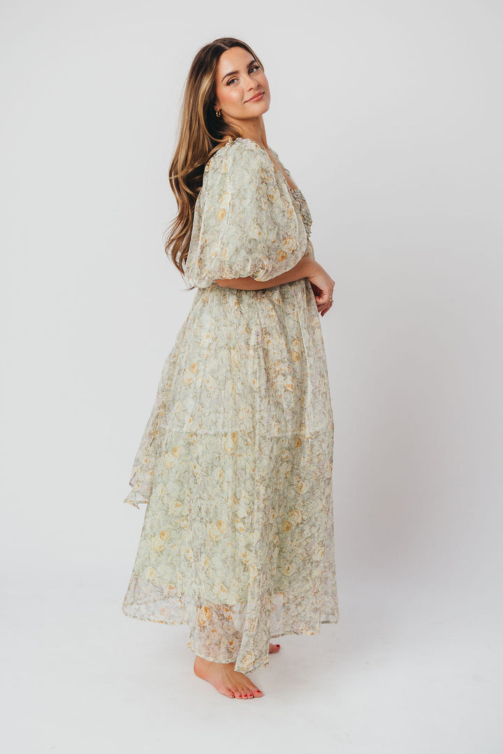 Robe maxi Melody avec plis et nœud floral en couleur sauge – résistant aux chocs et disponible en taille (S-3XL)