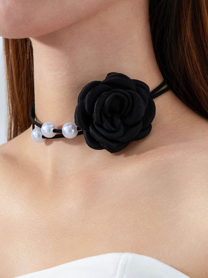 Collier à fleurs en 3D