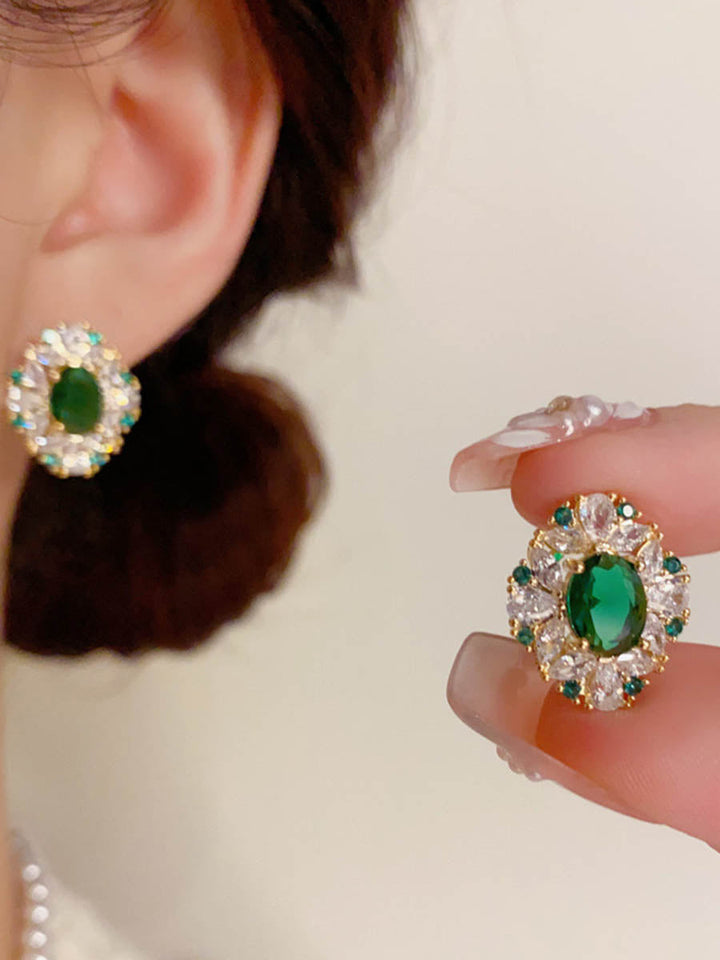 Boucles d'oreilles géométriques à strass