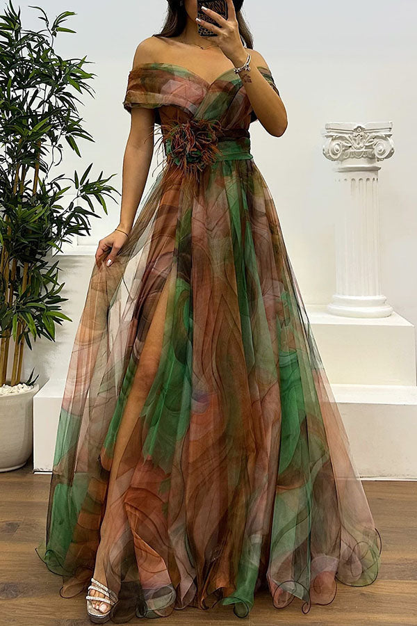 Jinnie - Robe maxi en tulle avec plumes, plis et fente