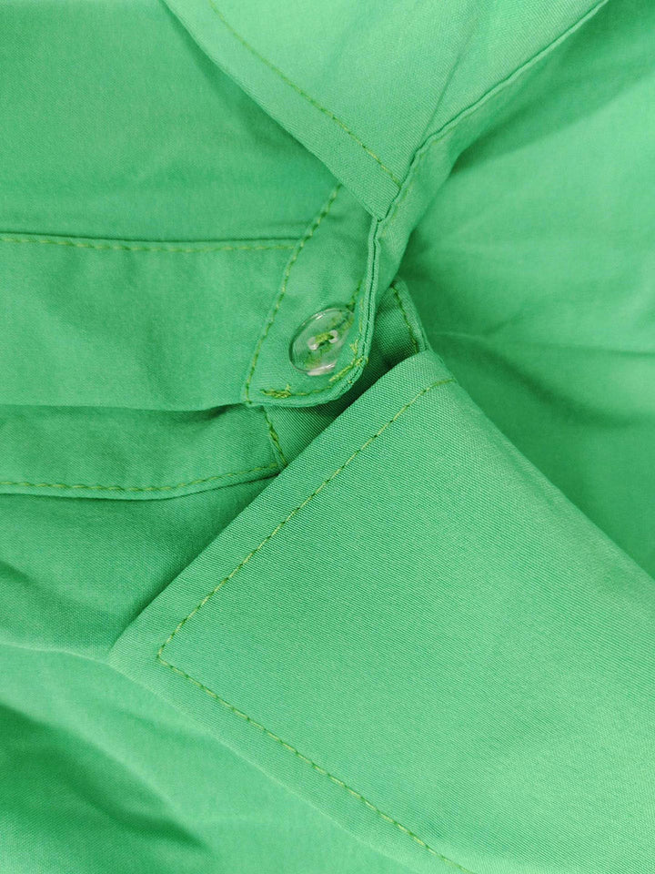 Robe chemise boutonnée plissée à taille élastique, taille haute, à empiècements, à taille nouée, à col revers, couleur unie